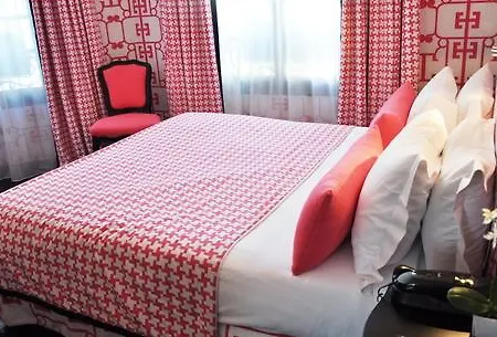 Monceau Elysées Hotel 3*
