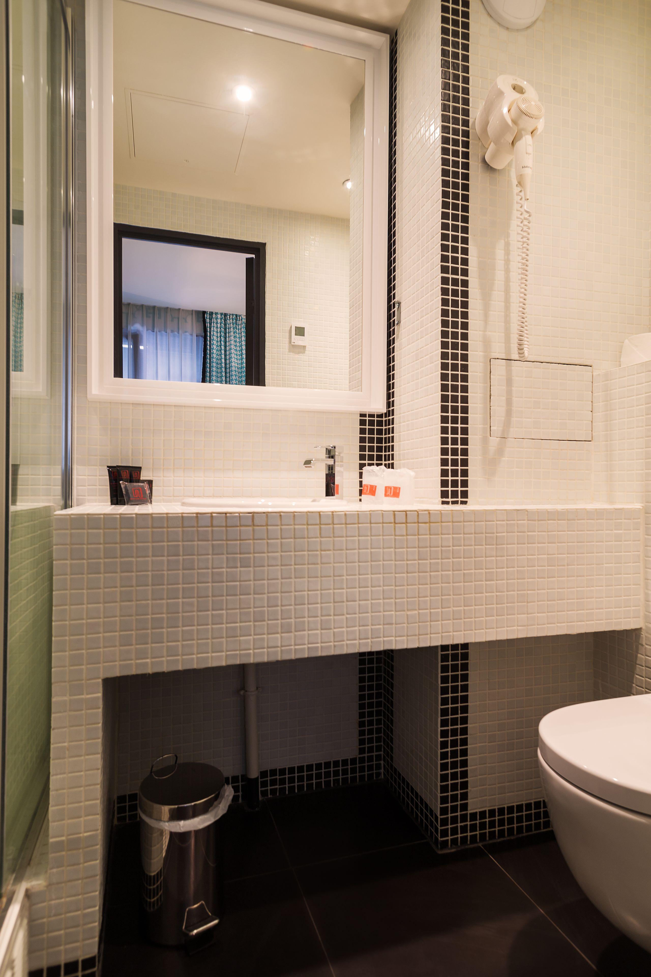 Hotel Monceau Elysees