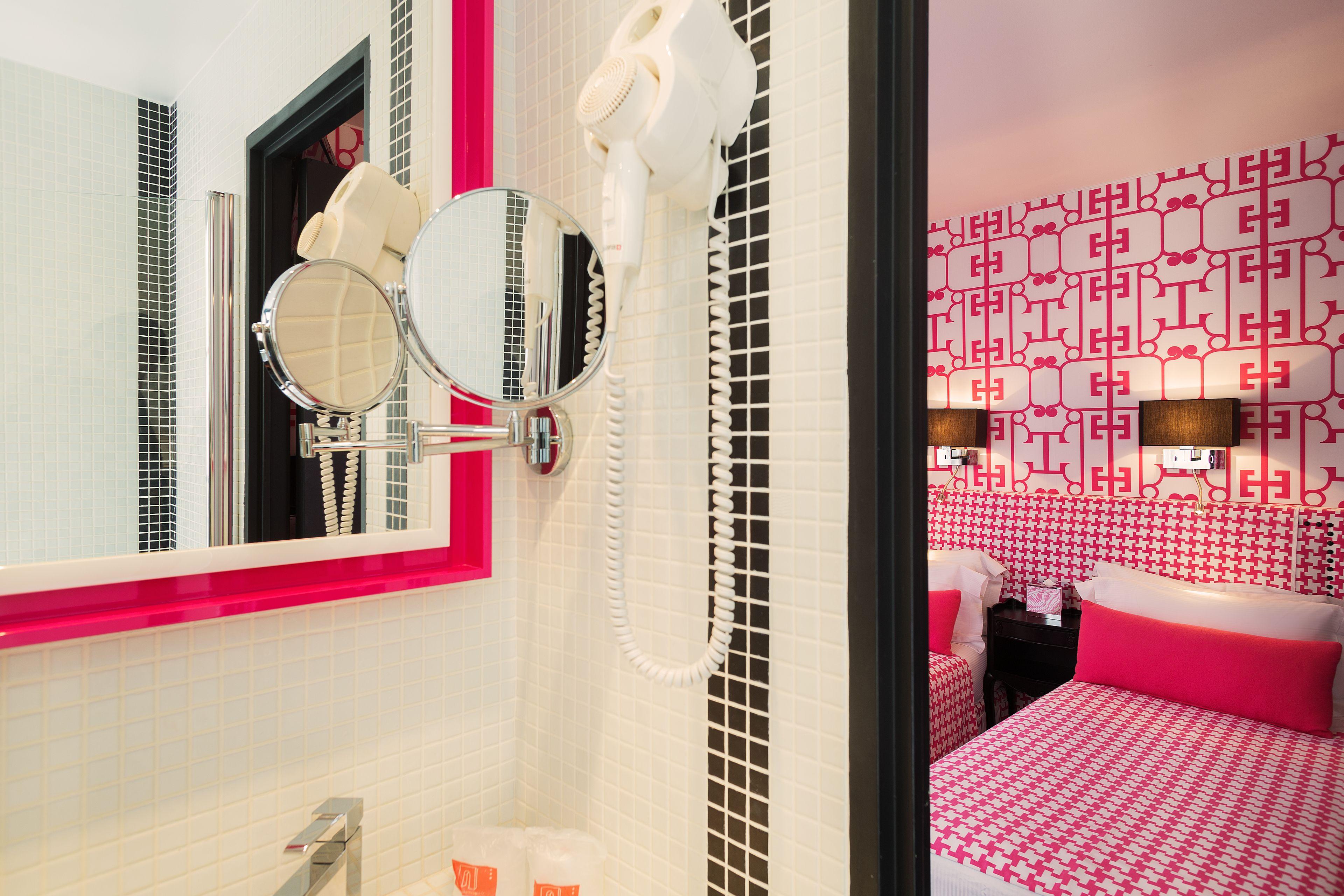 Hotel Monceau Elysees