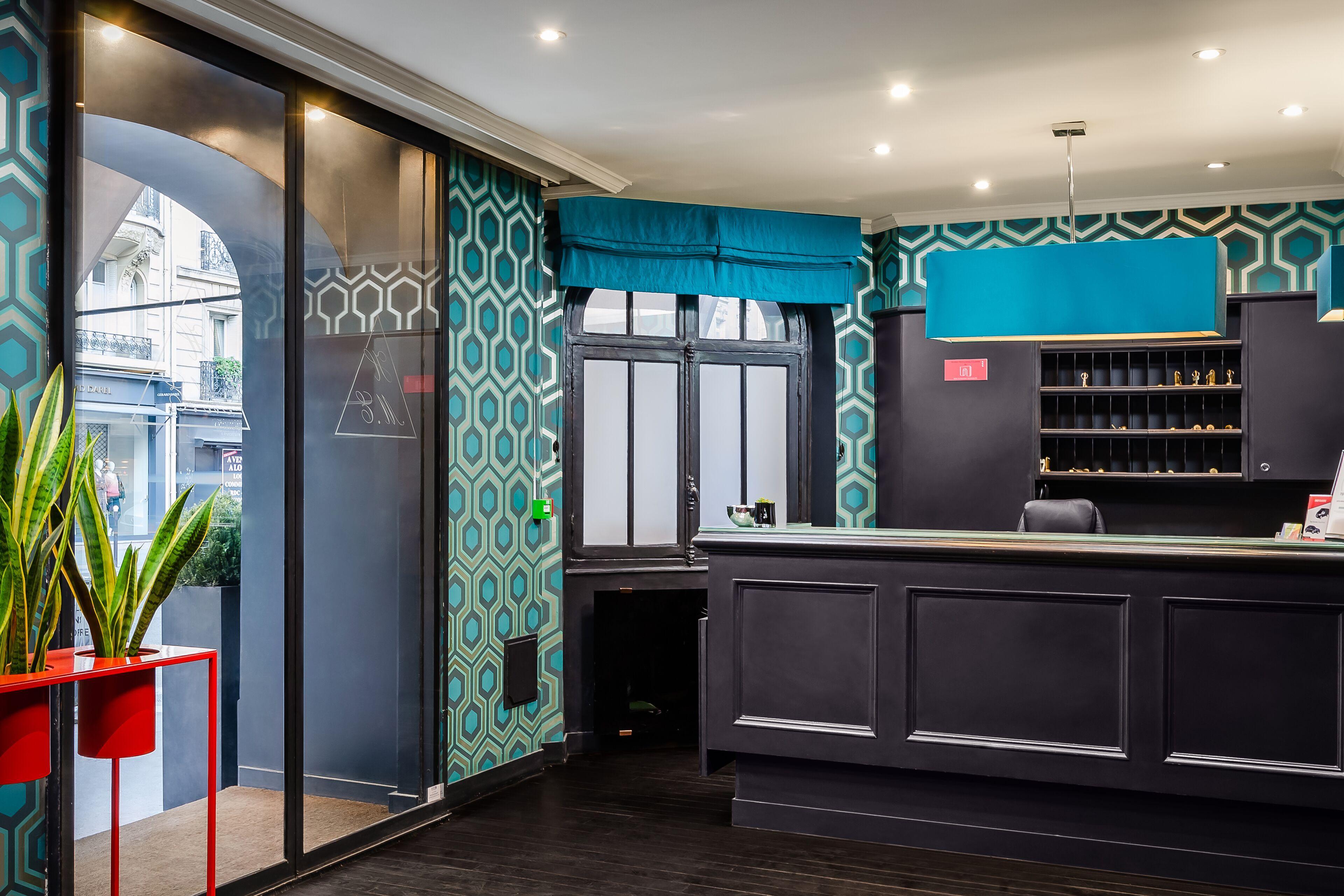 Hotel Monceau Elysees 3*